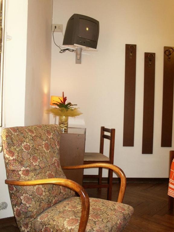 Albergo Corona Salsomaggiore Terme Szoba fotó